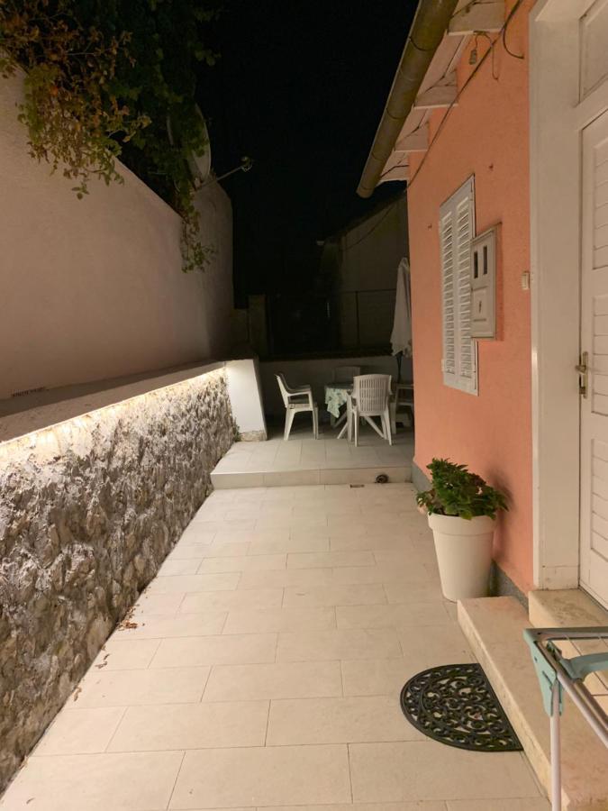 Apartment Silvana II Σίμπενικ Εξωτερικό φωτογραφία